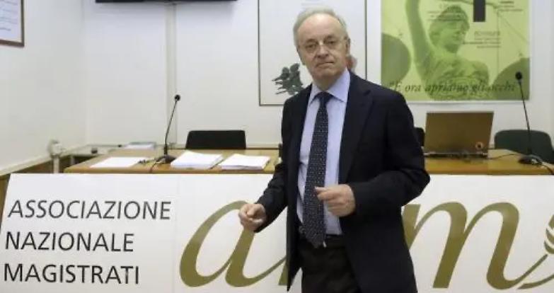 L'Anm scrive a Bonafede: "Sospendere le udienze"