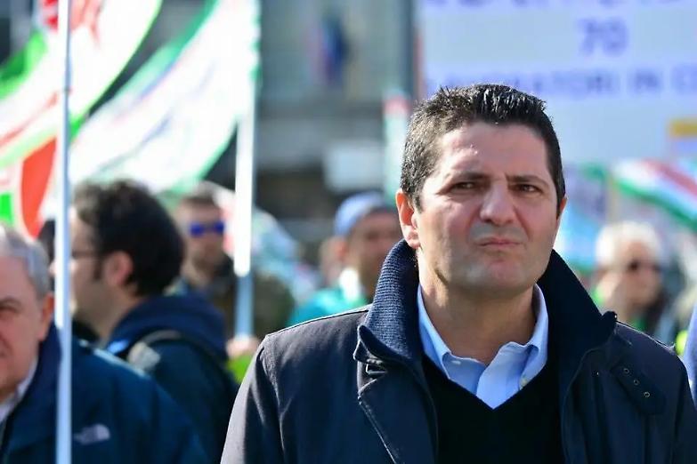 Bentivogli: &laquo;Fermare subito le fabbriche che non rispettano la salute dei lavoratori&raquo;