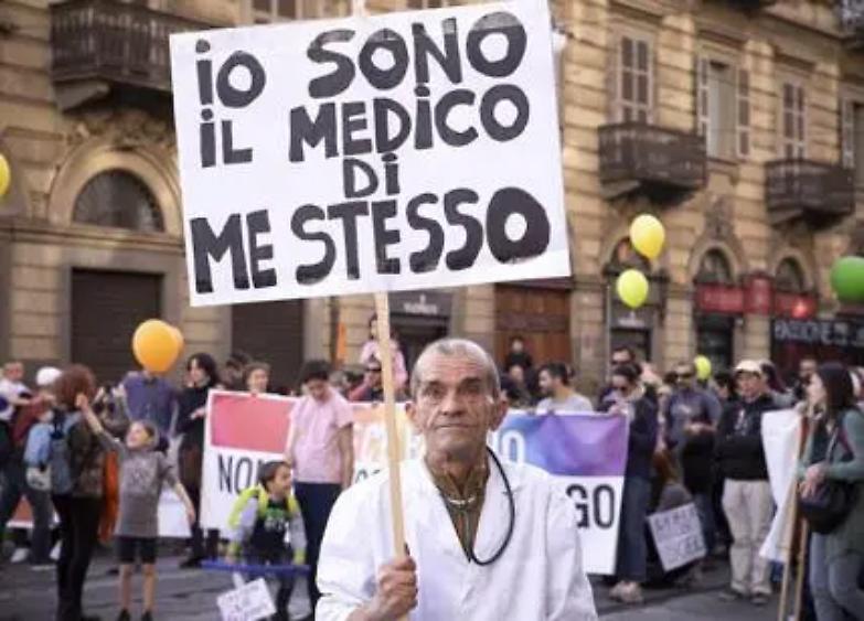 La scienza sconfigge i no vax, ma qualcuno di loro &egrave; al governo...