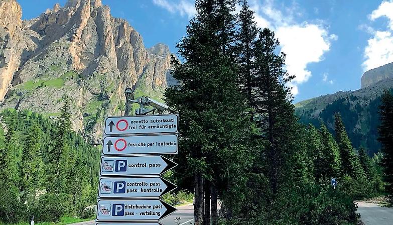 Trentino, i residenti "denunciano" i turisti alla polizia locale