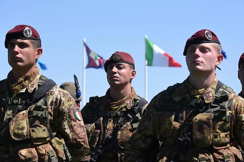 Esercito nelle strade e parlamento vuoto: un brivido cileno...