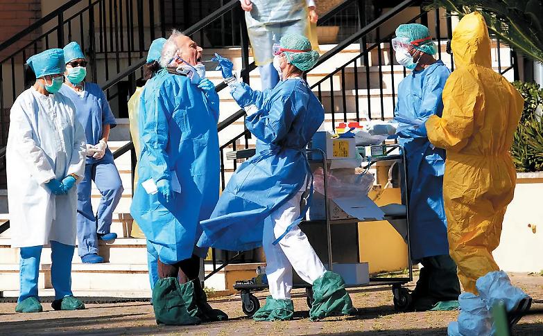 Il matematico: &laquo;Segnali incoraggianti di rallentamento della diffusione dell'epidemia&raquo;