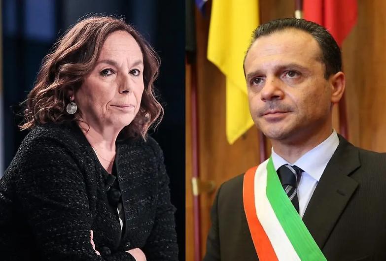 Lamorgese denuncia il sindaco di Messina: &laquo;Da lui toni minacciosi&raquo;