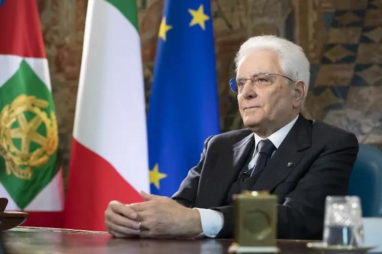 Mattarella: &laquo;L'Europa intervenga prima che sia troppo tardi&raquo;