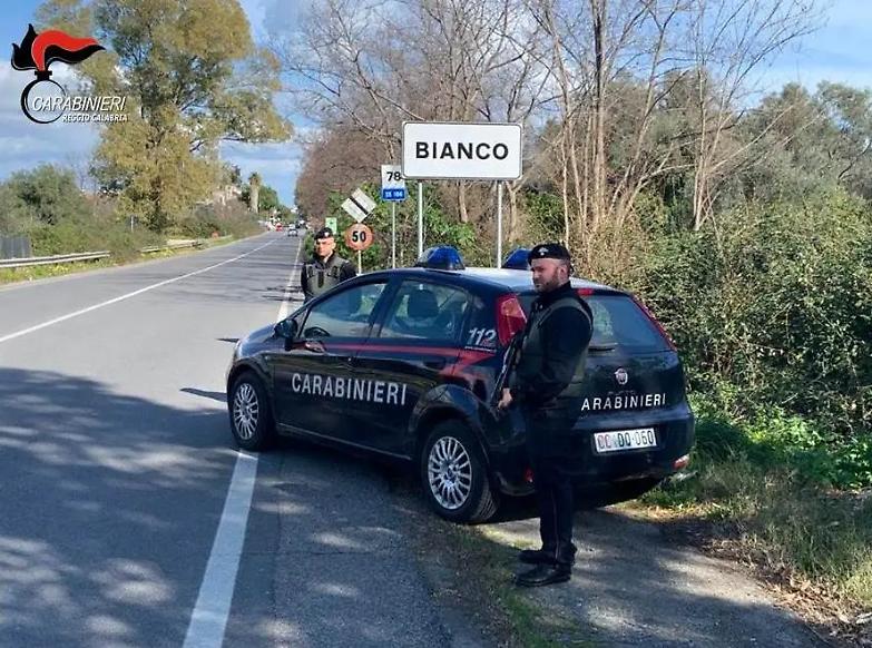 Niente buoni spesa per mogli e figli dei detenuti per associazione mafiosa