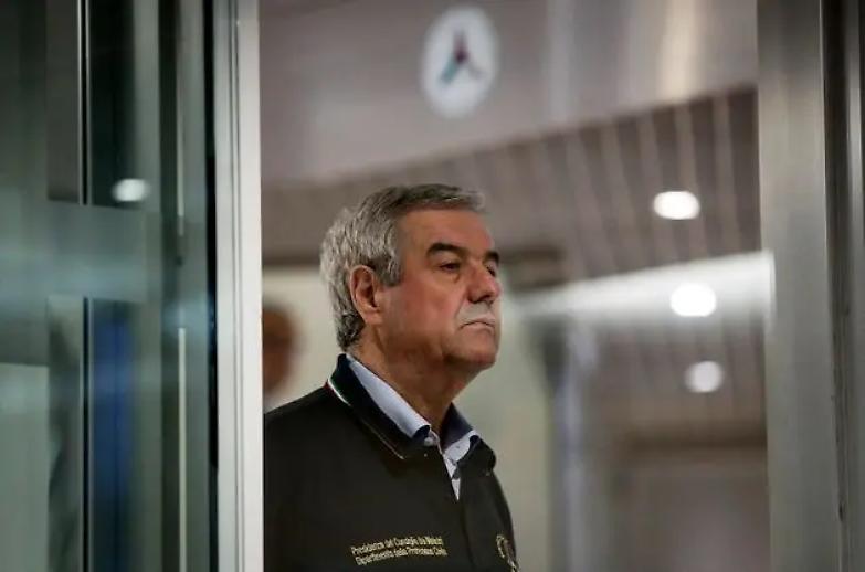 "Chiusi in casa fino al primo maggio". E su Torino volano i droni-poliziotto