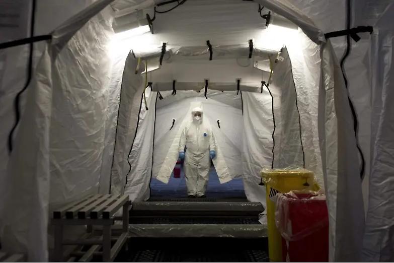 Tra l&rsquo;isolamento felice e l&rsquo;abominevole gerarchia di chi curare