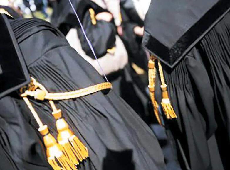 Avvocati, il piano Marshall di Cassa forense: contributi rinviati e fondi per gli studi