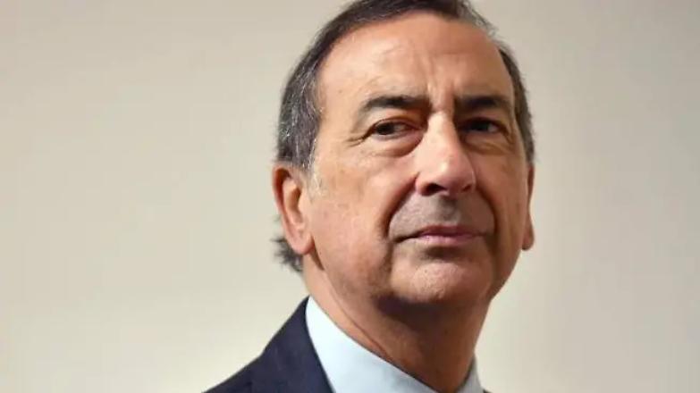 Sala attacca Salvini: &laquo;Vuoi riaprire le chiese? Chiedi a Fontana e Zaia, altrimenti &egrave; propaganda&raquo;