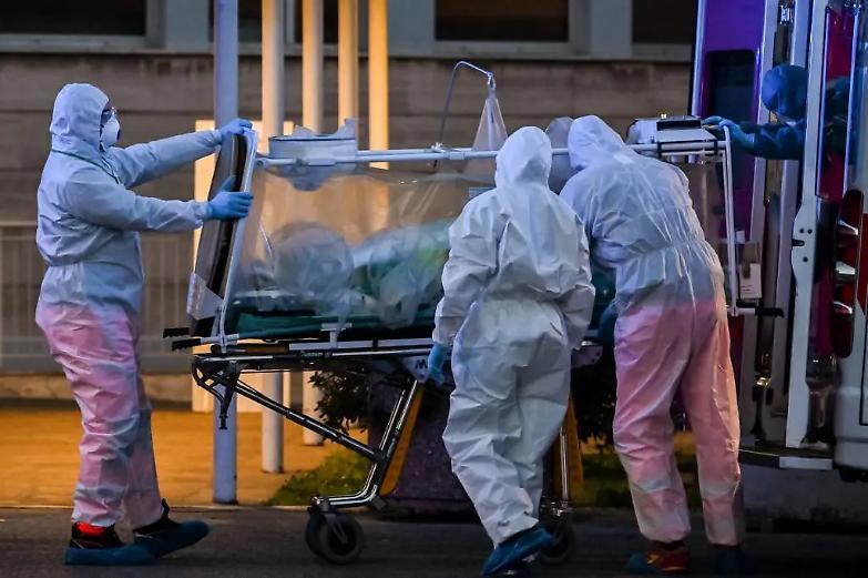 Cala la pressione sugli ospedali, crescono i guariti