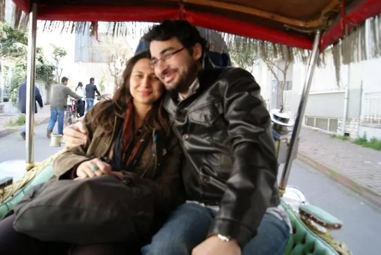 &laquo;Hanno bussato all'alba e se lo sono portato via&raquo;