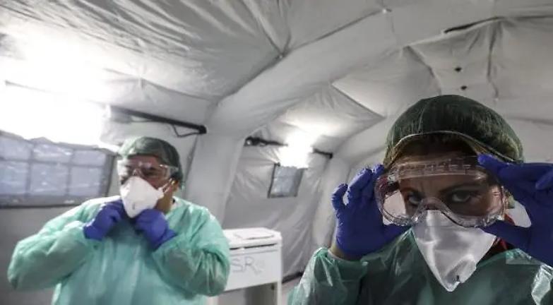 Ancora in calo i ricoveri in terapia intensiva. Il bollettino del 19 aprile