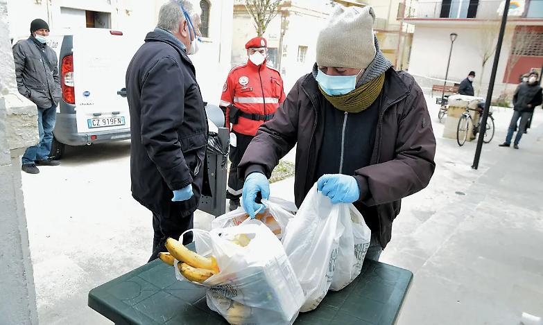 Don Marco Pagniello (Caritas): &laquo;Ci sar&agrave; un&rsquo; ondata di poveri&raquo;