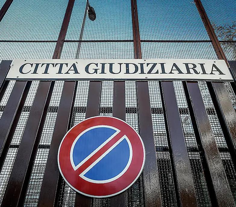Il tribunale di Roma ha gi&agrave; previsto il rinvio delle udienze penali al 2021