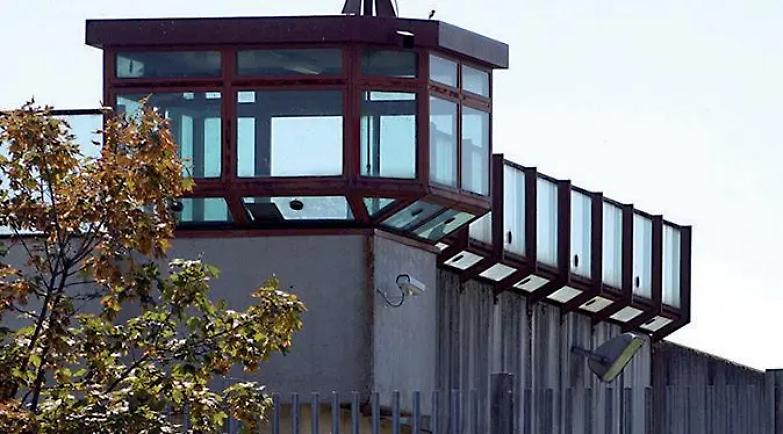 Rischia la vita, ma niente domiciliari in base alla &ldquo;pericolosit&agrave;&rdquo; di 40 anni fa