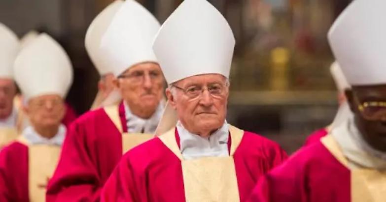 "Ora esigiamo le messe pubbliche". I vescovi spaventano palazzo Chigi