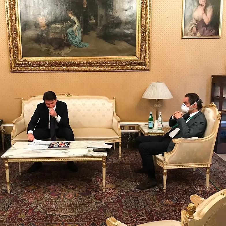 Conte in Lombardia: &laquo;Non ci sono le condizioni per tornare alla normalit&agrave;&raquo;