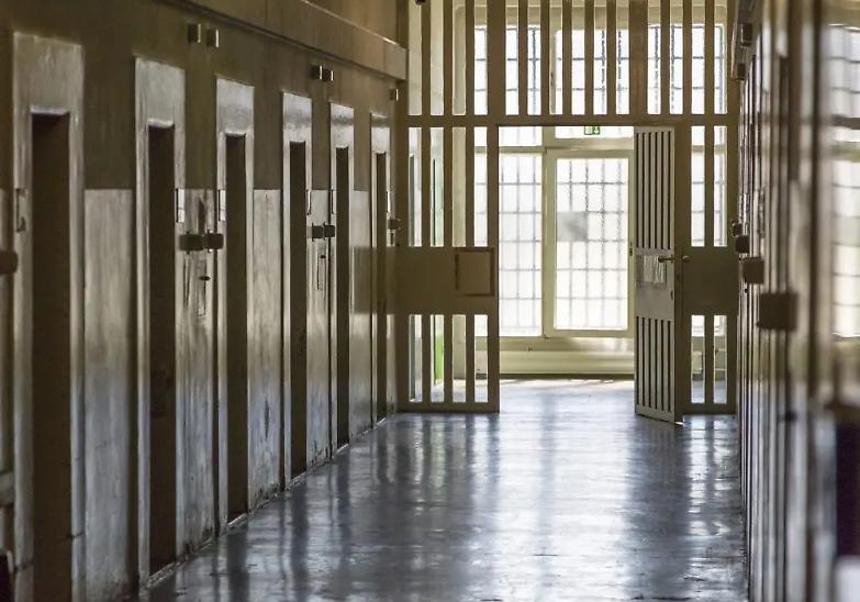 &laquo;Io, ex giudice chiedo: chi ha distrutto la sanit&agrave; penitenziaria?&raquo;