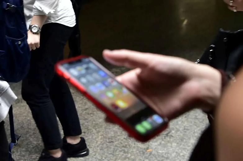 Anonimato, privacy, niente obbligo: le salvaguardie ora ci sono