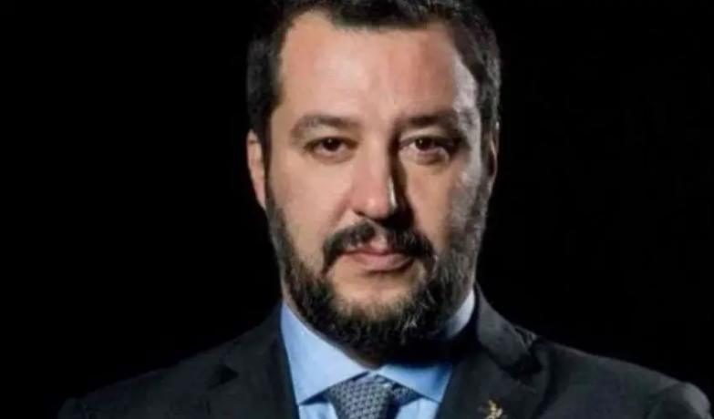 Il Pd rimonta. Ora la Lega &egrave; a soli due punti. Renzi al palo