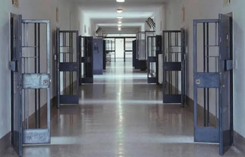 Un altro detenuto muore per Covid a Bologna. La polizia penitenziaria Uil: &laquo;Manca progettualit&agrave; sul carcere&raquo;