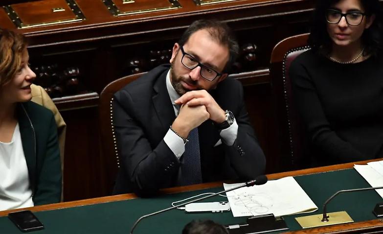 Il giudice "senta" tutti tranne l&rsquo;avvocato: la beffa del Dl carceri