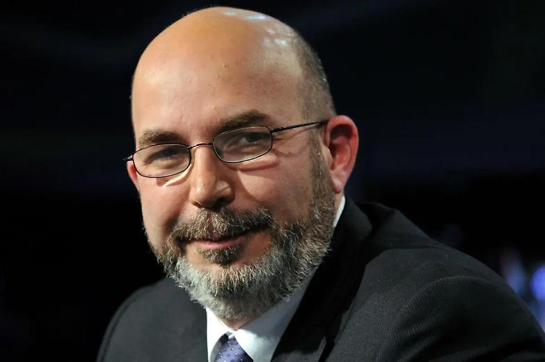 Sondaggi in crescita e divisioni: la strana crisi dei 5Stelle indebolisce soprattutto il premier