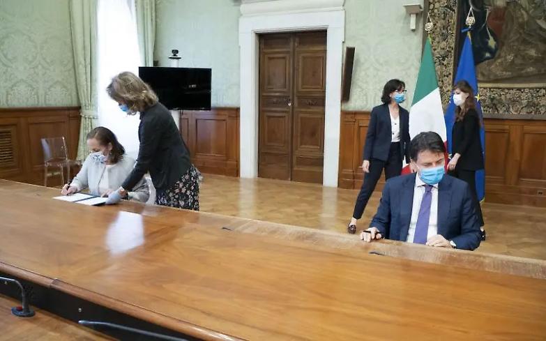 Via libera a messe e funzioni religiose: ecco i protocolli