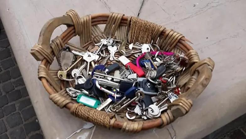 Bari, gli avvocati consegnano le chiavi degli studi: &laquo;Giustizia malata&raquo;