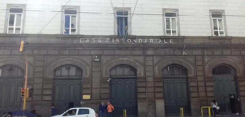 Carceri, la notte della rivolta. Un racconto sul campo