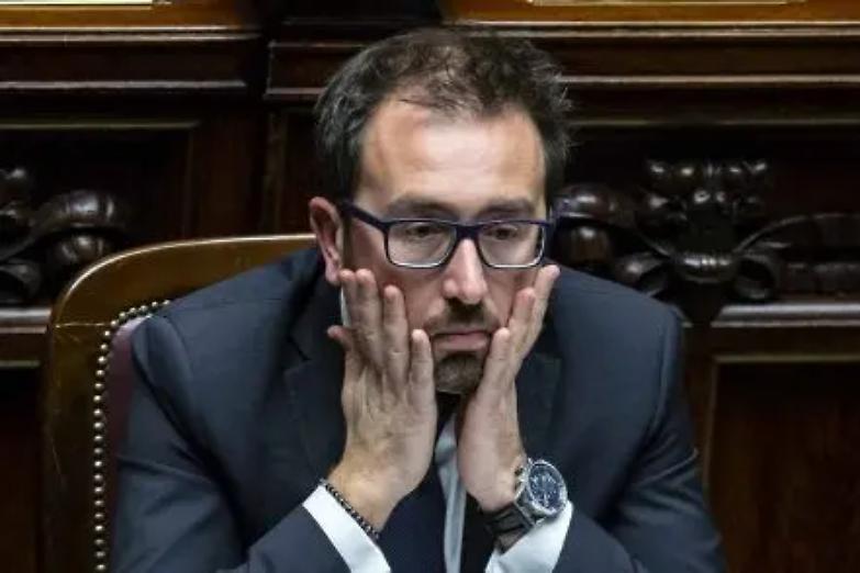 Bonafede: "Magistratura terremotata, ora riforma del Csm"