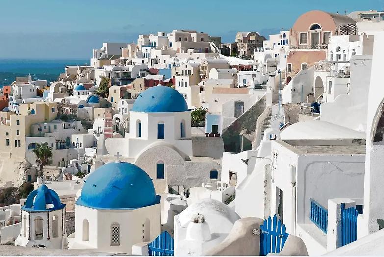 La Grecia riapre i confini: test obbligatori per i turisti delle zone rosse. Zaia: &laquo;Allucinante&raquo;