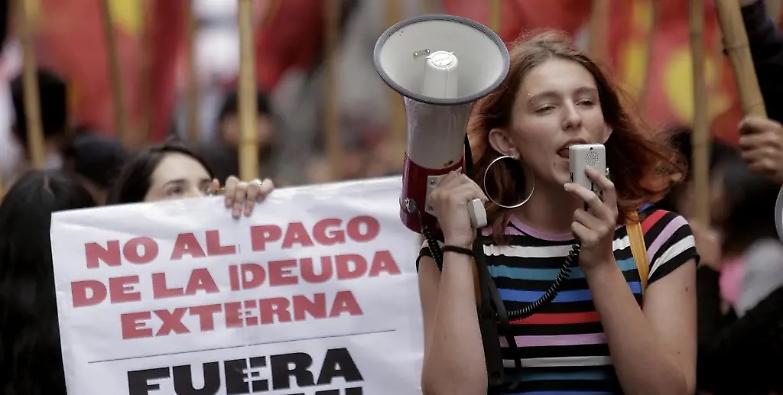 L&rsquo;Argentina peronista rischia il default. Borsa di NY e Fmi rinegoziano il debito