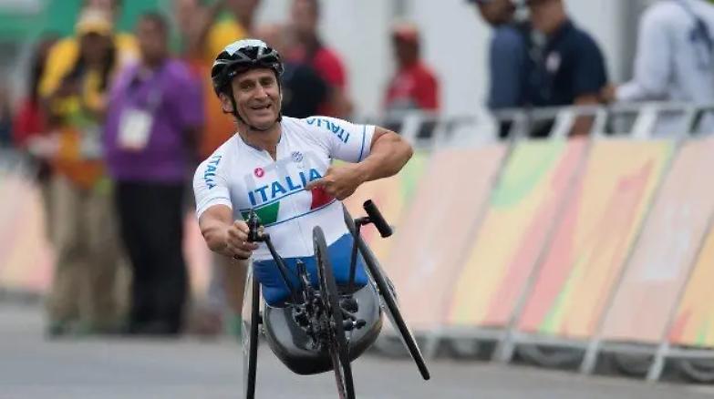 Zanardi, condizioni cliniche stabili dopo la nona notte in terapia intensiva