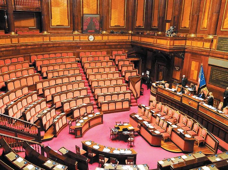 Che abbaglio Sua Maest&agrave; la partitocrazia