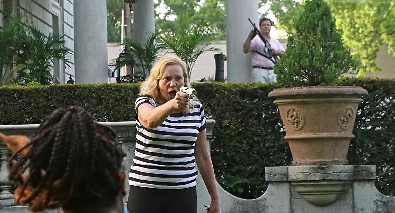 Mi chiamo Karen: sono ricca, bianca e detesto i neri...