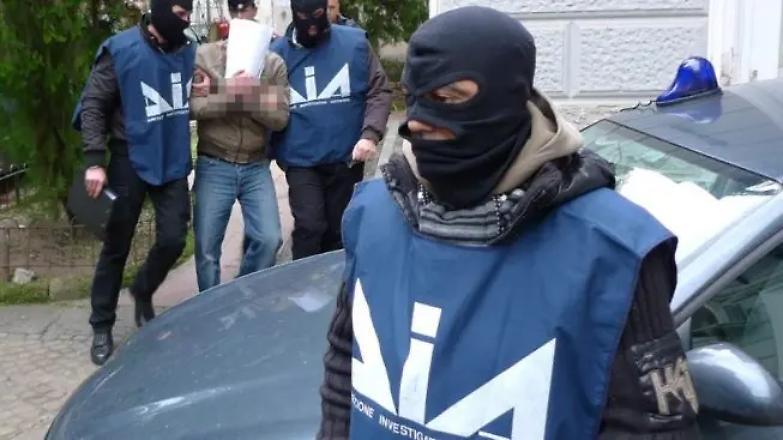 "Niente pene alternative ai condannati per mafia". La Dia fa carta straccia della nostra Costituzione