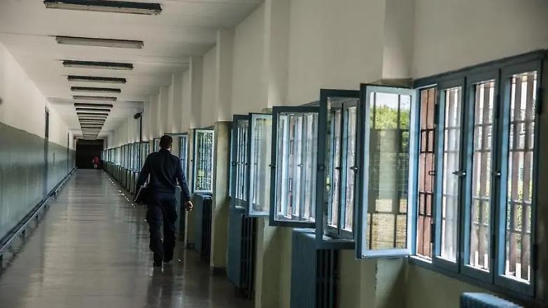 Violenze nel carcere di Torino: indagato direttore e capo delle guardie carcerarie