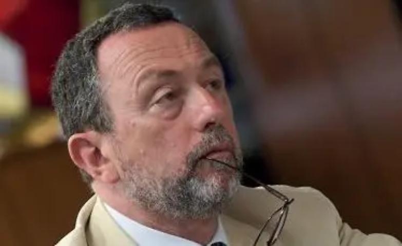 Le camere penali ai deputati: carriere separate, solo cos&igrave; il giudice sar&agrave; autorevole