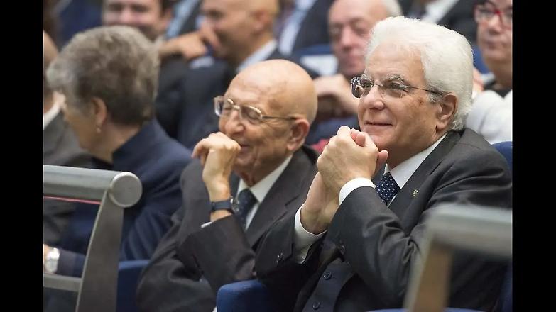 Cassese: "Stato di emergenza illegittimo e inopportuno