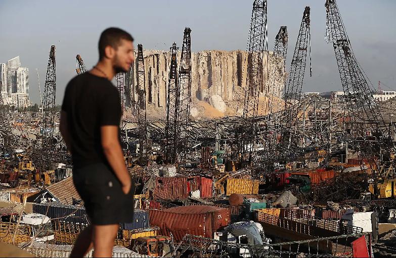 Beirut, il presidente Auon: &laquo;Negligenza o possibile interferenza esterna&raquo;