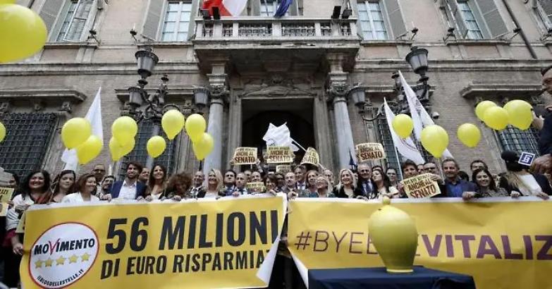 Negano il &ldquo;fondo perduto&rdquo; agli avvocati, ma 5 deputati incassano il bonus da 600 euro. Il coro: &laquo;Vergogna!&raquo;&hellip;