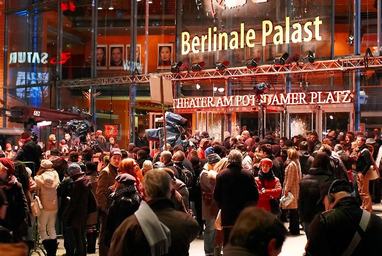 Berlinale, premi "genderless" ed edizione in presenza: come cambia l'industria del film