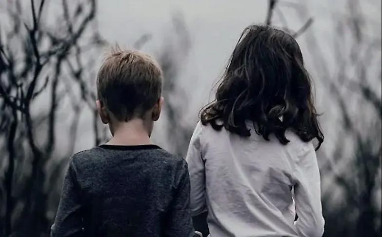 Bibbiano un anno dopo. Quando il prezzo della caccia alle streghe lo pagano i bambini