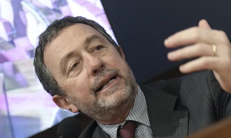 Caiazza: "Scuola e ristoranti ripartono ma la giustizia &egrave; ferma!"