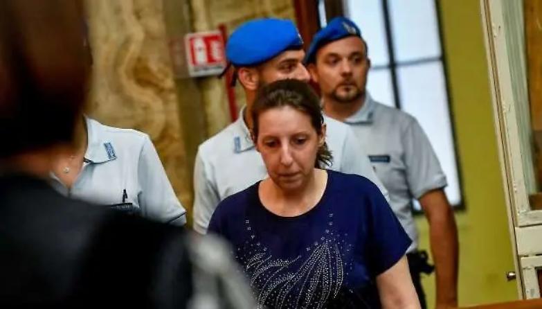 Morti in corsia, la Cassazione annulla la condanna all'infermiera Laura Taroni
