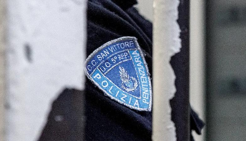 Le lettere dei detenuti indirizzate al Garante erano lette dagli agenti: interviene il Dap