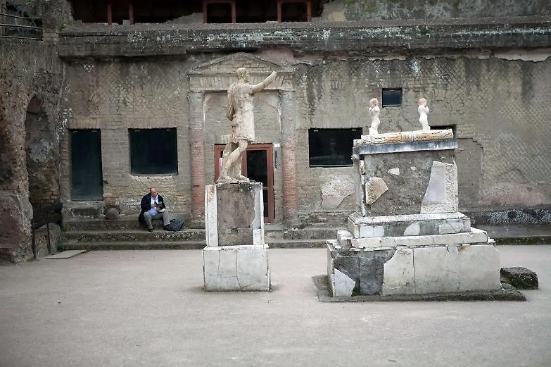 Ercolano, la nuova scoperta degli archeologi: trovati neuroni umani di duemila anni fa