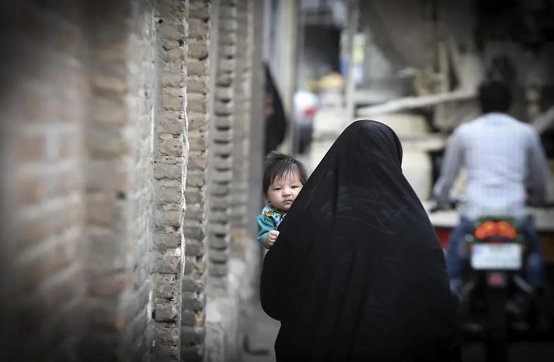 &laquo;Lo hijab non &egrave; una questione interna, &egrave; il simbolo della repressione&raquo;. La storia di Saba Kord Afshari, attivista iraniana