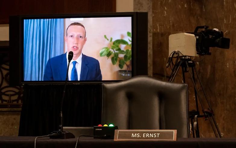 Usa, Zuckerberg si difende in Senato: &laquo;Democrazia tutelata, ma non siamo arbitri di verit&agrave;&raquo;